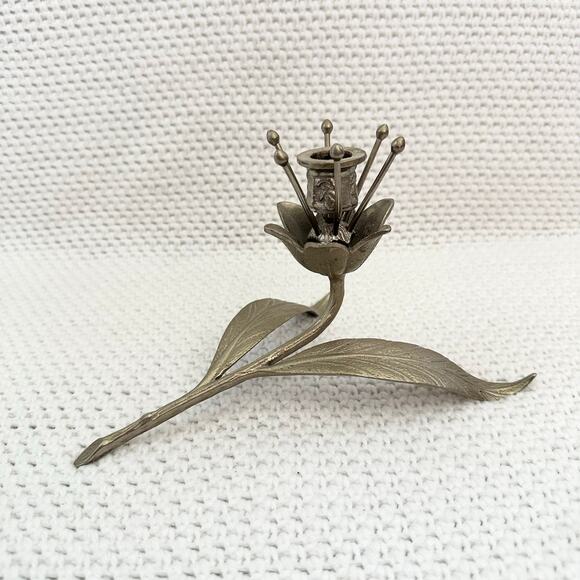 Vintage Unmarked Pewter Hollywood Regency MCM Lotus Flower Candle Holder Ornate - Picture 3 of 6